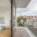 Guestready - Classy Retreat With River View * Vila Nova de Gaia