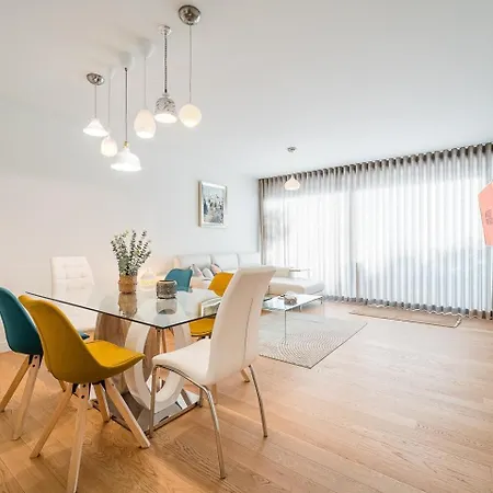 Guestready - Classy Retreat With River View Lägenhet