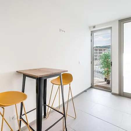 Guestready - Classy Retreat With River View
