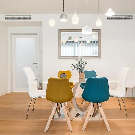 Lägenhet Guestready - Classy Retreat With River View