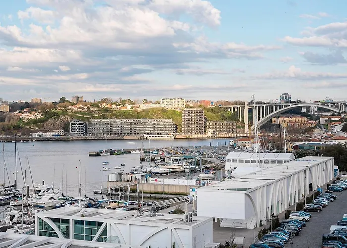 Guestready - Classy Retreat With River View *