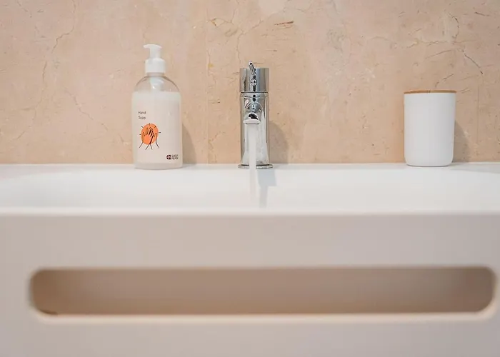 Guestready - Classy Retreat With River View Lägenhet